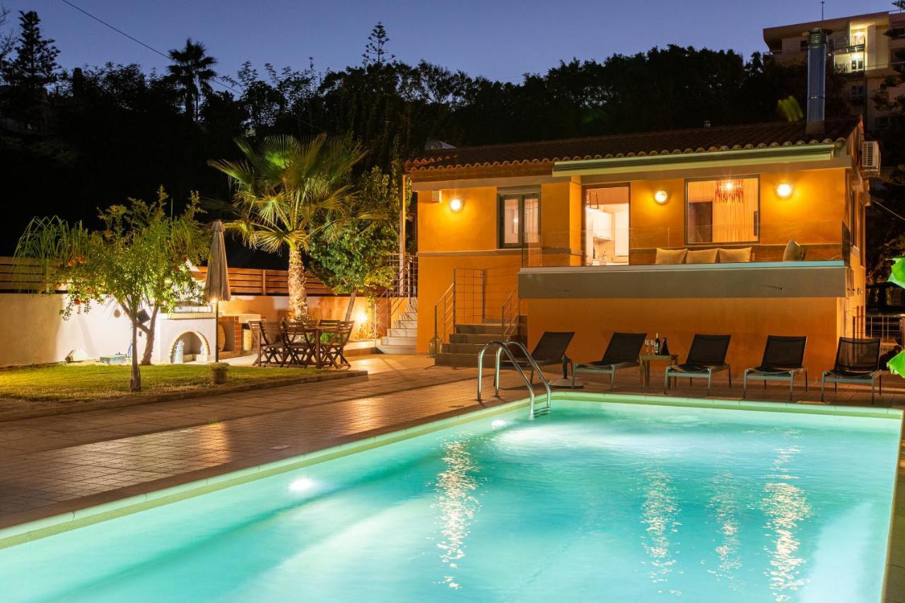 Villa Rea'S Sea House à Kato Galatas Extérieur photo